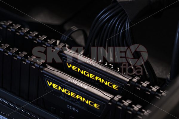 Corsair Vengeance DDR4 RAM - Skyline FBA