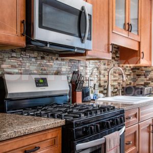 Bright Kitchen Counter Top w/ Stove and Microwave - Skyline FBA